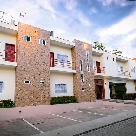 Hotel Mediterraneo Inn Santa Rosa de Lima Экстерьер фото