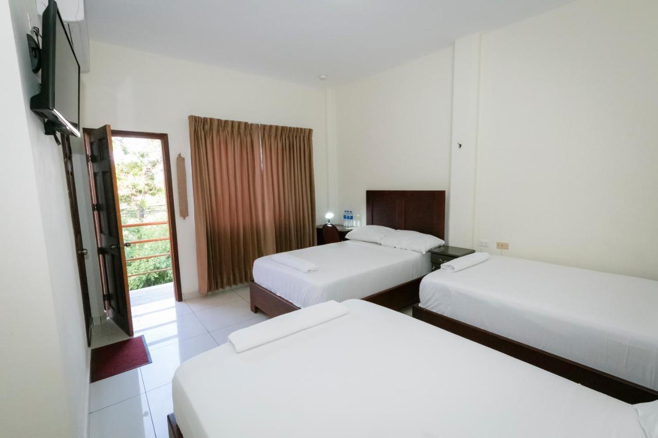Hotel Mediterraneo Inn Santa Rosa de Lima Экстерьер фото