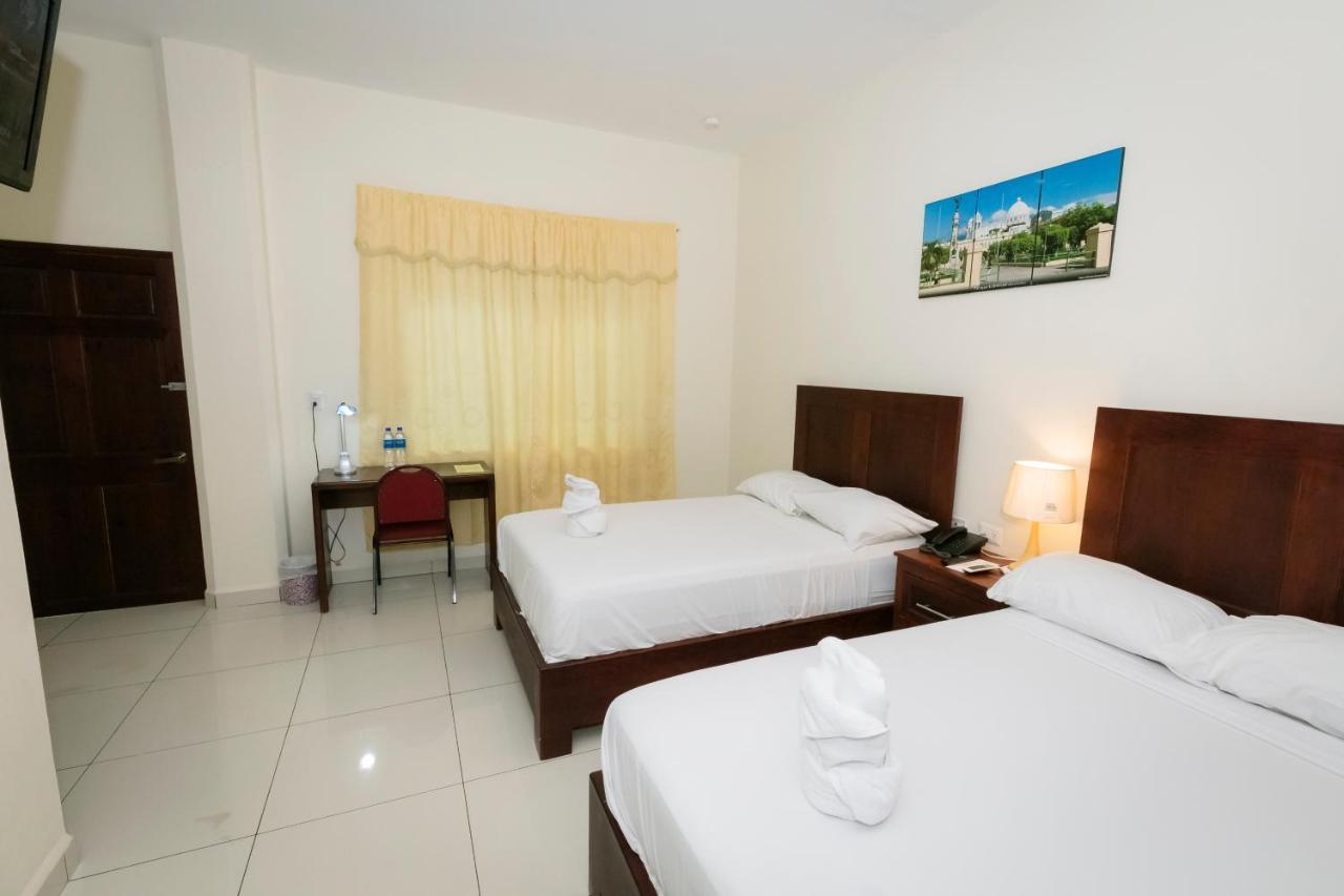 Hotel Mediterraneo Inn Santa Rosa de Lima Экстерьер фото