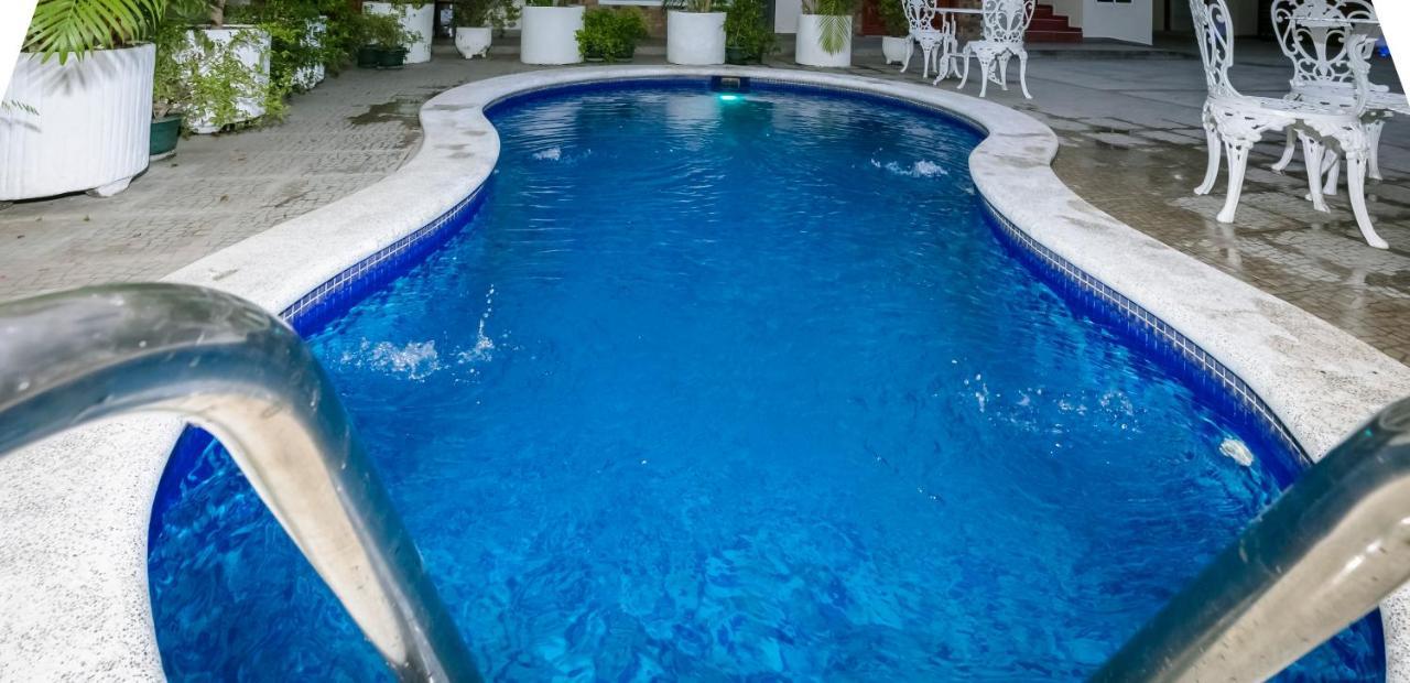 Hotel Mediterraneo Inn Santa Rosa de Lima Экстерьер фото