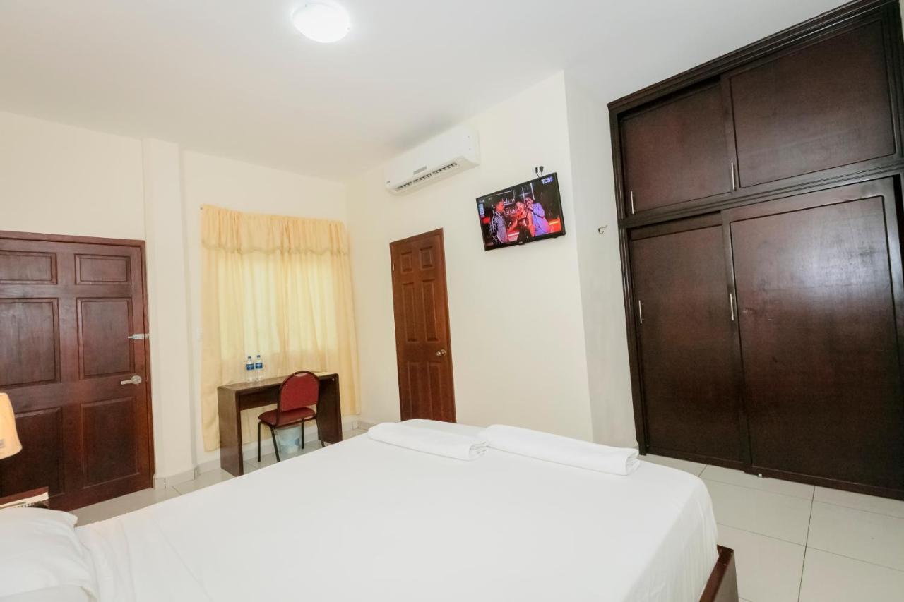 Hotel Mediterraneo Inn Santa Rosa de Lima Экстерьер фото