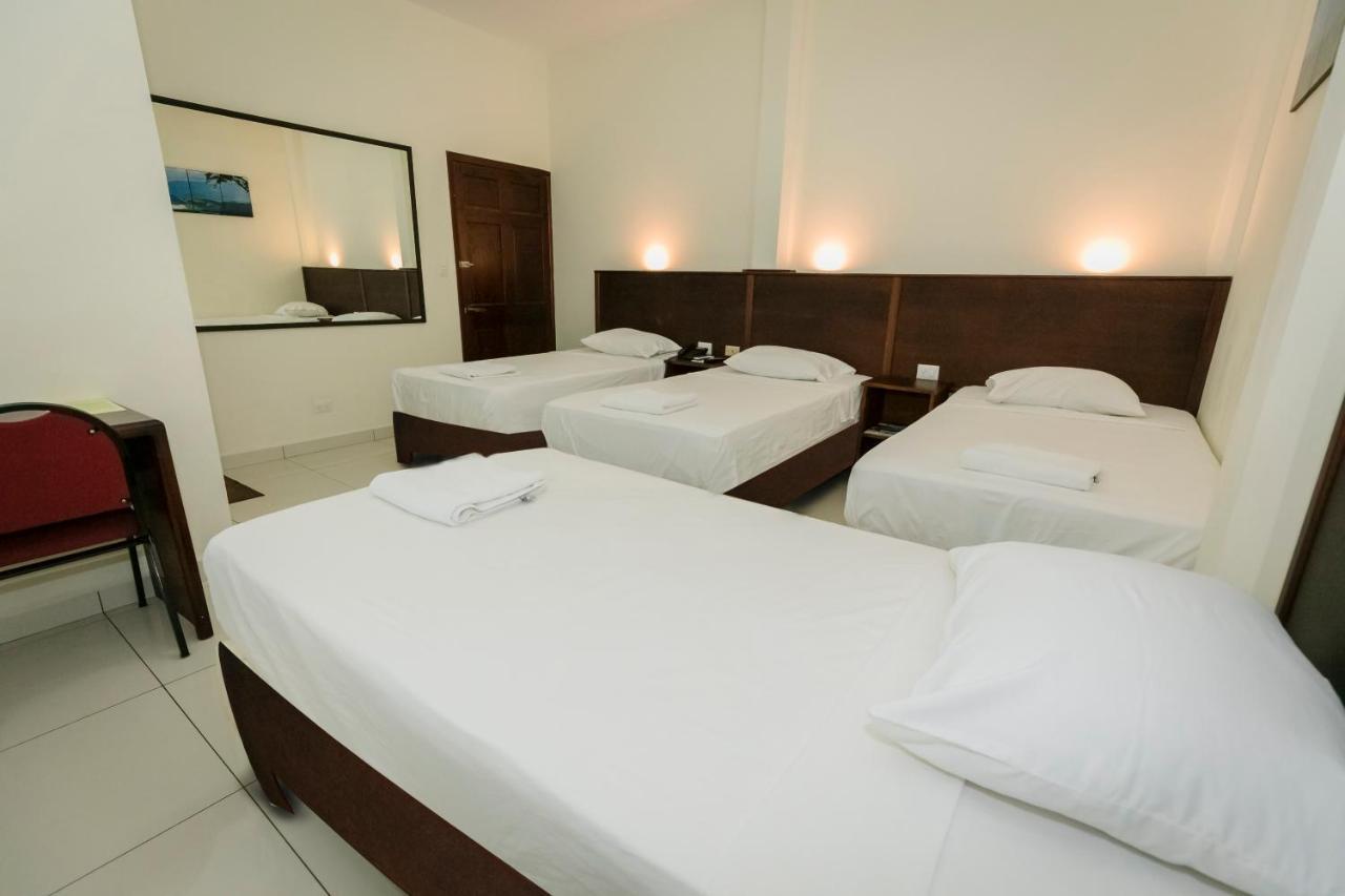 Hotel Mediterraneo Inn Santa Rosa de Lima Экстерьер фото