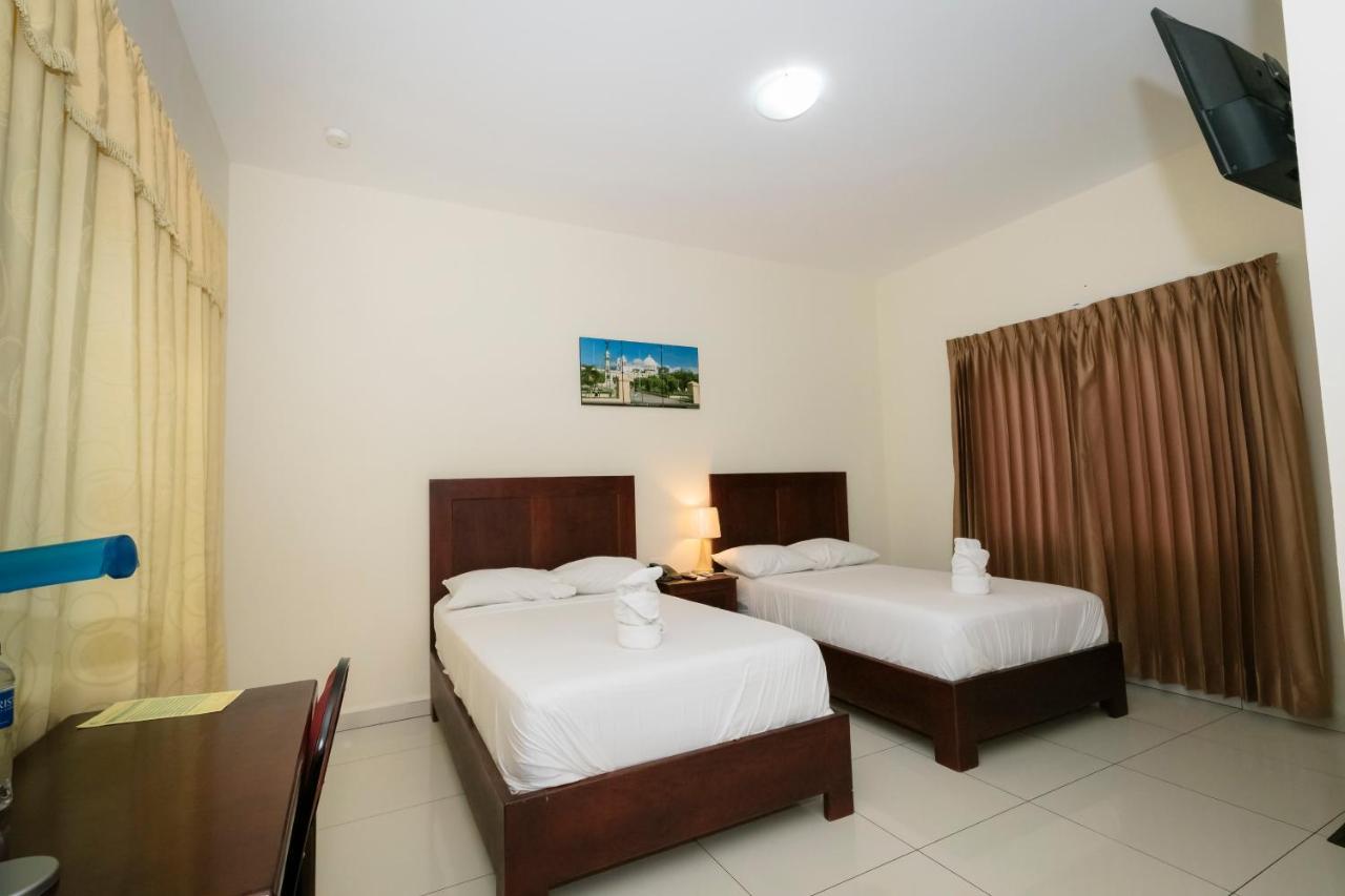 Hotel Mediterraneo Inn Santa Rosa de Lima Экстерьер фото